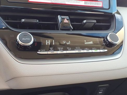 Certified 2026 Toyota Corolla LE image 18