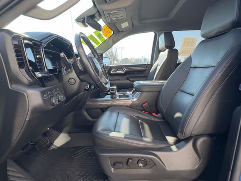 Used 2022 Chevrolet Silverado 1500 LTZ image 16