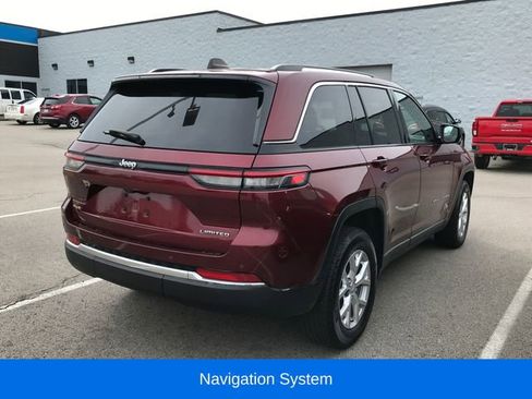 Used 2023 Jeep Grand Cherokee Limited image 2