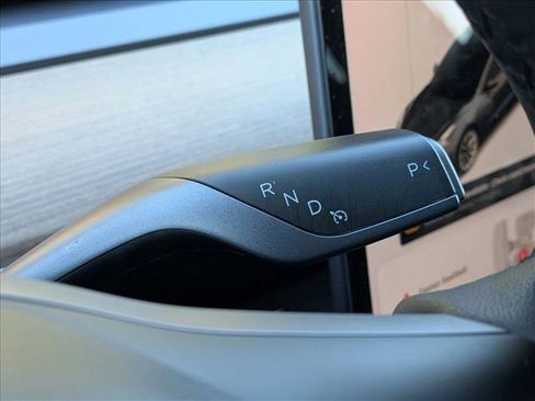 Used 2021 Tesla Model 3 Long Range image 11