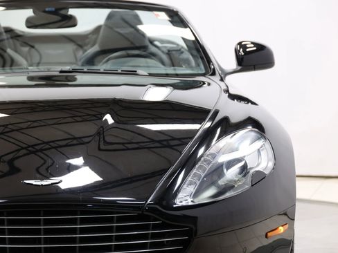 Used 2015 Aston Martin DB9 Volante RWD image 98