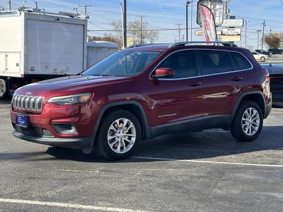 Used 2019 Jeep Cherokee Latitude w/ Popular Appearance Group