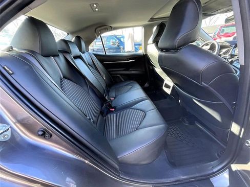 Used 2023 Toyota Camry SE image 23