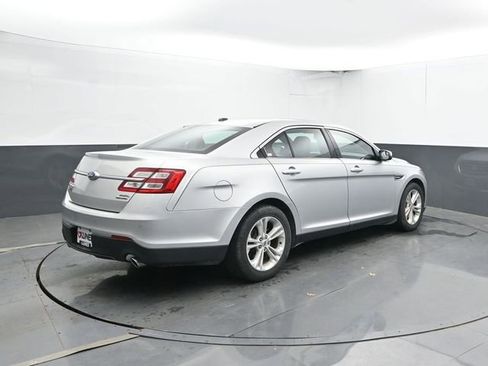 Used 2016 Ford Taurus SEL w/ Equipment Group 201A FWD image 8