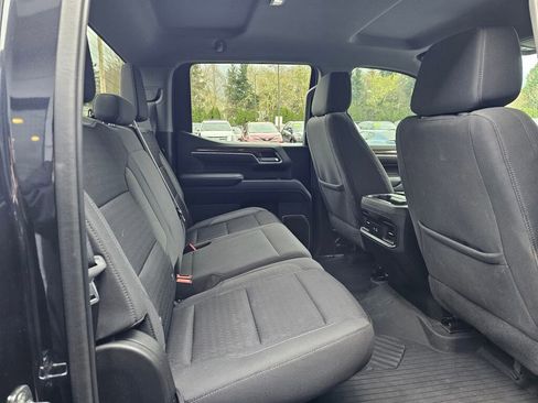 Used 2022 Chevrolet Silverado 1500 RST AWD/4WD image 11