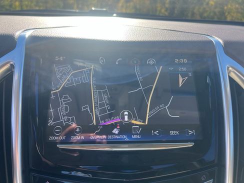 Used 2015 Cadillac SRX Luxury w/ Driver Awareness Package image 18