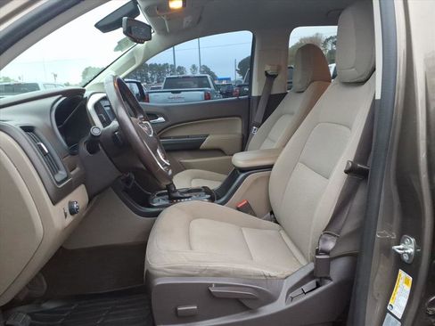 Used 2015 GMC Canyon SLE w/ SLE Convenience Package image 18