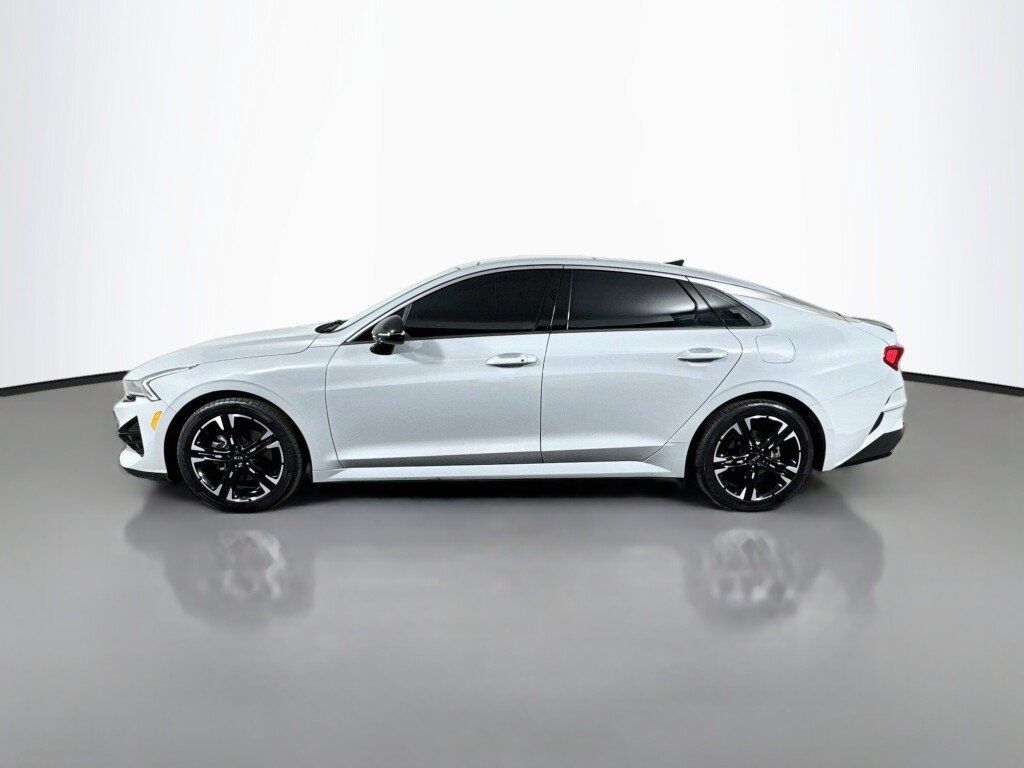 Used 2021 Kia K5 GT-Line AWD/4WD image 2