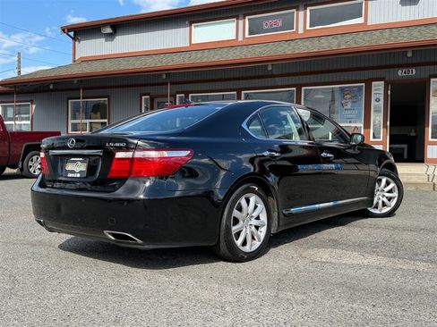Used 2008 Lexus LS 460 RWD image 32