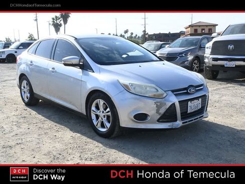 Used 2013 Ford Focus SE FWD image 3