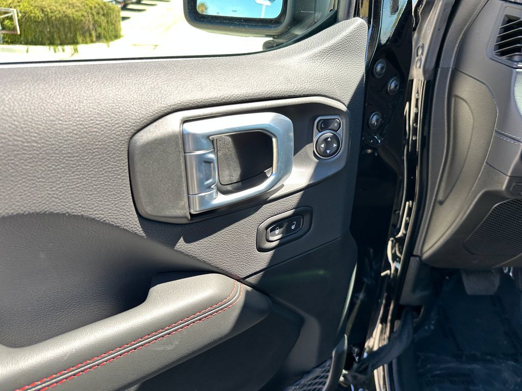 New 2026 Jeep Gladiator Rubicon AWD/4WD image 19