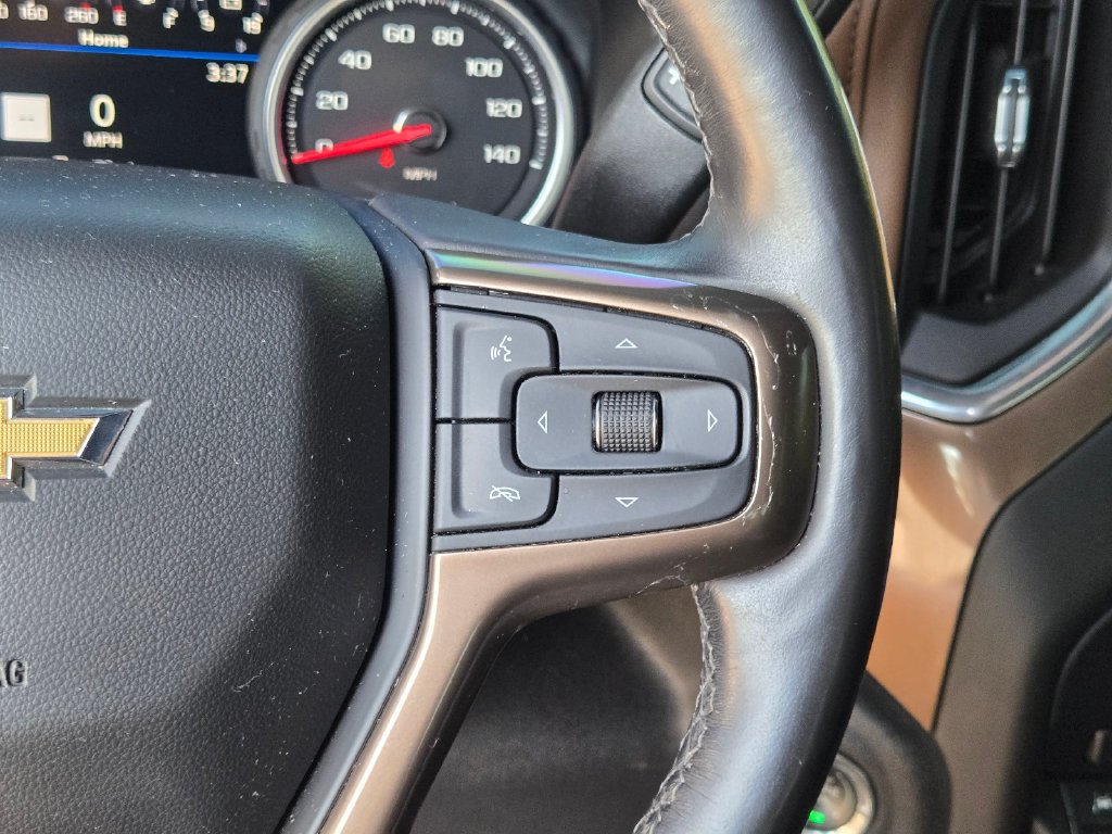 Used 2021 Chevrolet Silverado 1500 High Country w/ Technology Package AWD/4WD image 24