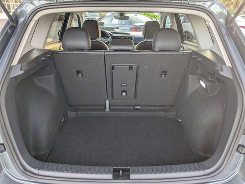 Used 2024 Volkswagen Taos SE image 13