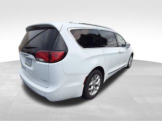 Used 2020 Chrysler Pacifica Limited FWD video 2