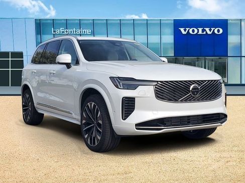 New 2026 Volvo XC90 T8 Ultra w/ Protection Package AWD/4WD image 3