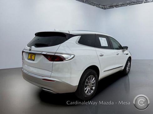 Used 2024 Buick Enclave Premium AWD/4WD image 4