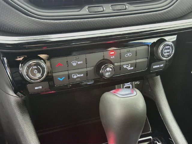 New 2026 Jeep Compass Latitude AWD/4WD image 15