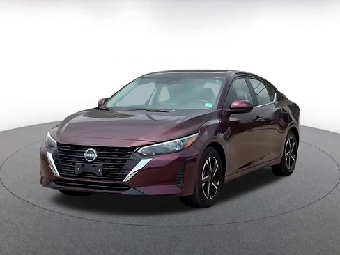 Used 2025 Nissan Sentra SV FWD image 5