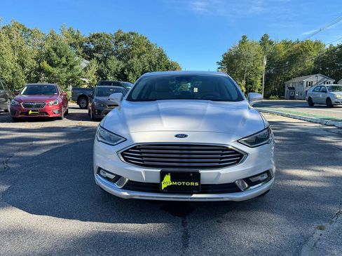 Used 2017 Ford Fusion Energi Titanium FWD image 11