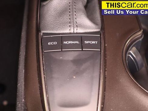 Used 2023 Toyota Camry SE FWD image 19