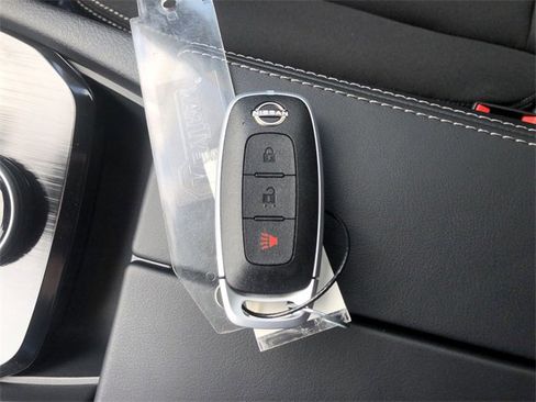 New 2026 Nissan Rogue S image 28