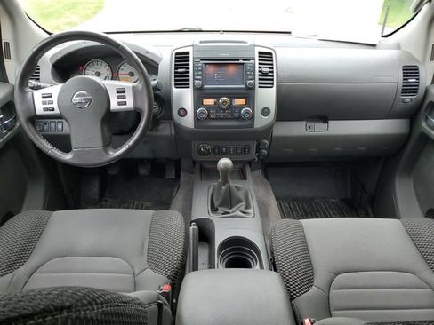 Used 2018 Nissan Frontier PRO-4X AWD/4WD image 22