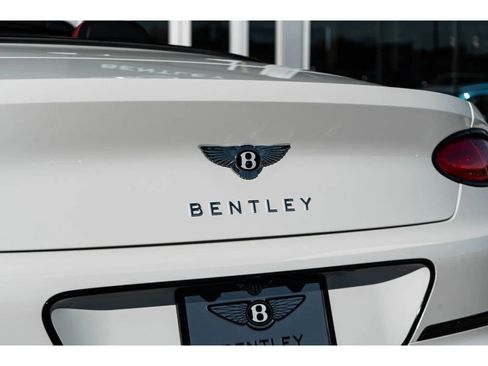 Used 2024 Bentley Continental GT V8 image 11