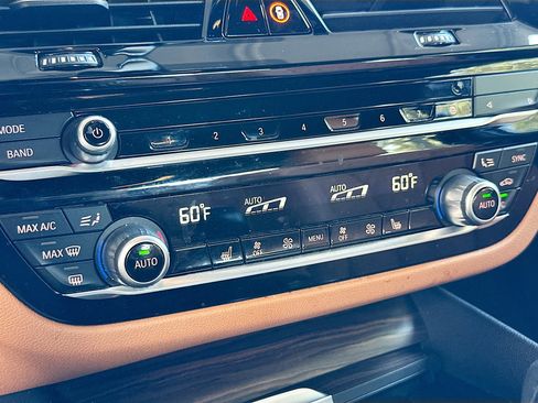 Used 2023 BMW 530i w/ Premium Package image 16