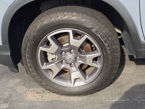 Used 2023 Honda Passport TrailSport image 4