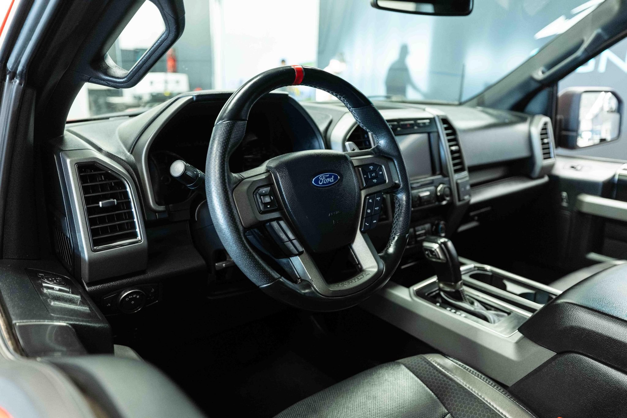 Used 2019 Ford F150 Raptor w/ Equipment Group 801A Mid AWD/4WD image 9