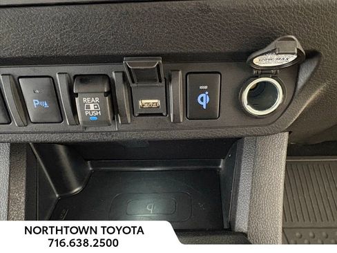 Used 2023 Toyota Tacoma TRD Sport w/ Advanced Technology Package image 13