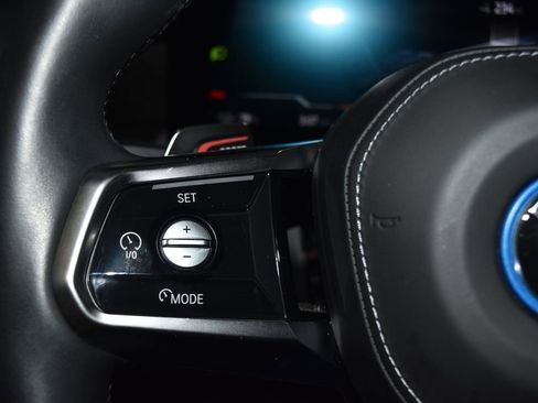 Certified 2024 BMW i7 xDrive60 image 8