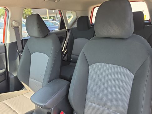 Certified 2025 Kia Soul LX w/ LX Technology Package FWD image 21