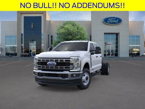 New 2026 Ford F350 XL w/ XL Chrome Package image 2