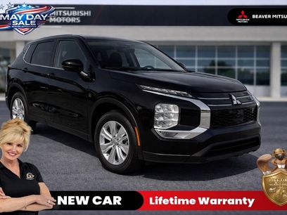 New 2026 Mitsubishi Outlander ES