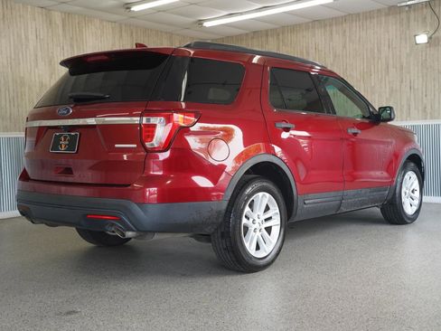 Used 2016 Ford Explorer FWD image 10