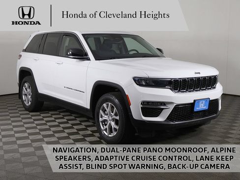 Used 2022 Jeep Grand Cherokee Limited AWD/4WD image 1