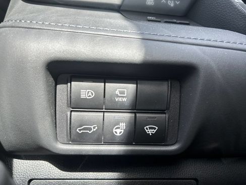 Used 2022 Toyota Highlander Platinum FWD image 24