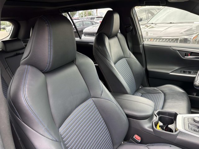 Used 2019 Toyota RAV4 XSE AWD/4WD image 17