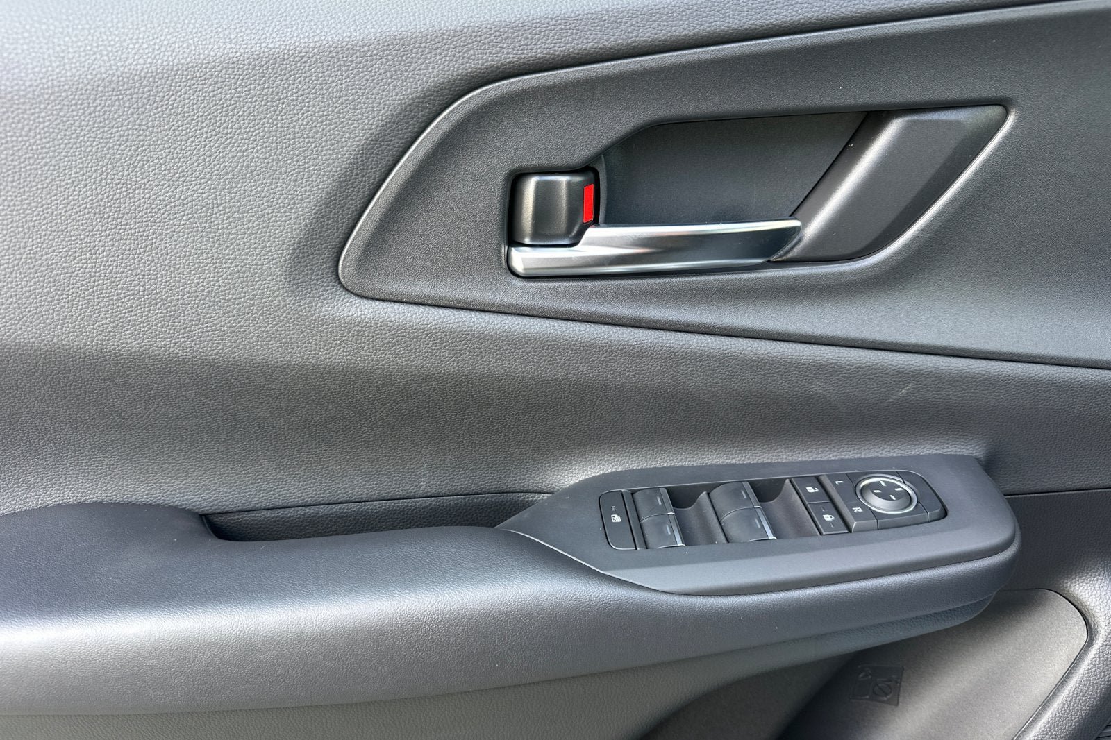 New 2027 Toyota Prius Plug-In Hybrid FWD image 12