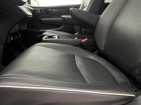 Used 2023 Honda Odyssey Elite image 20