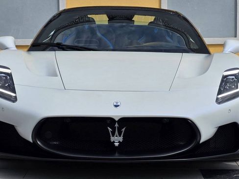Used 2024 Maserati MC20 Cielo RWD image 19