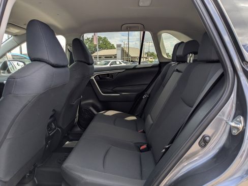 Used 2025 Toyota RAV4 LE image 13