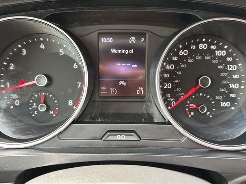 Used 2020 Volkswagen Tiguan SE AWD/4WD image 16