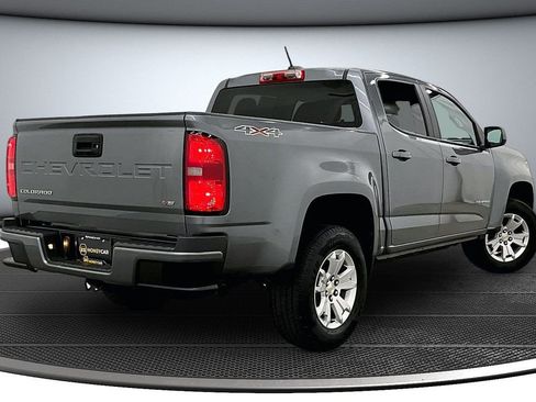 Used 2022 Chevrolet Colorado LT AWD/4WD image 6