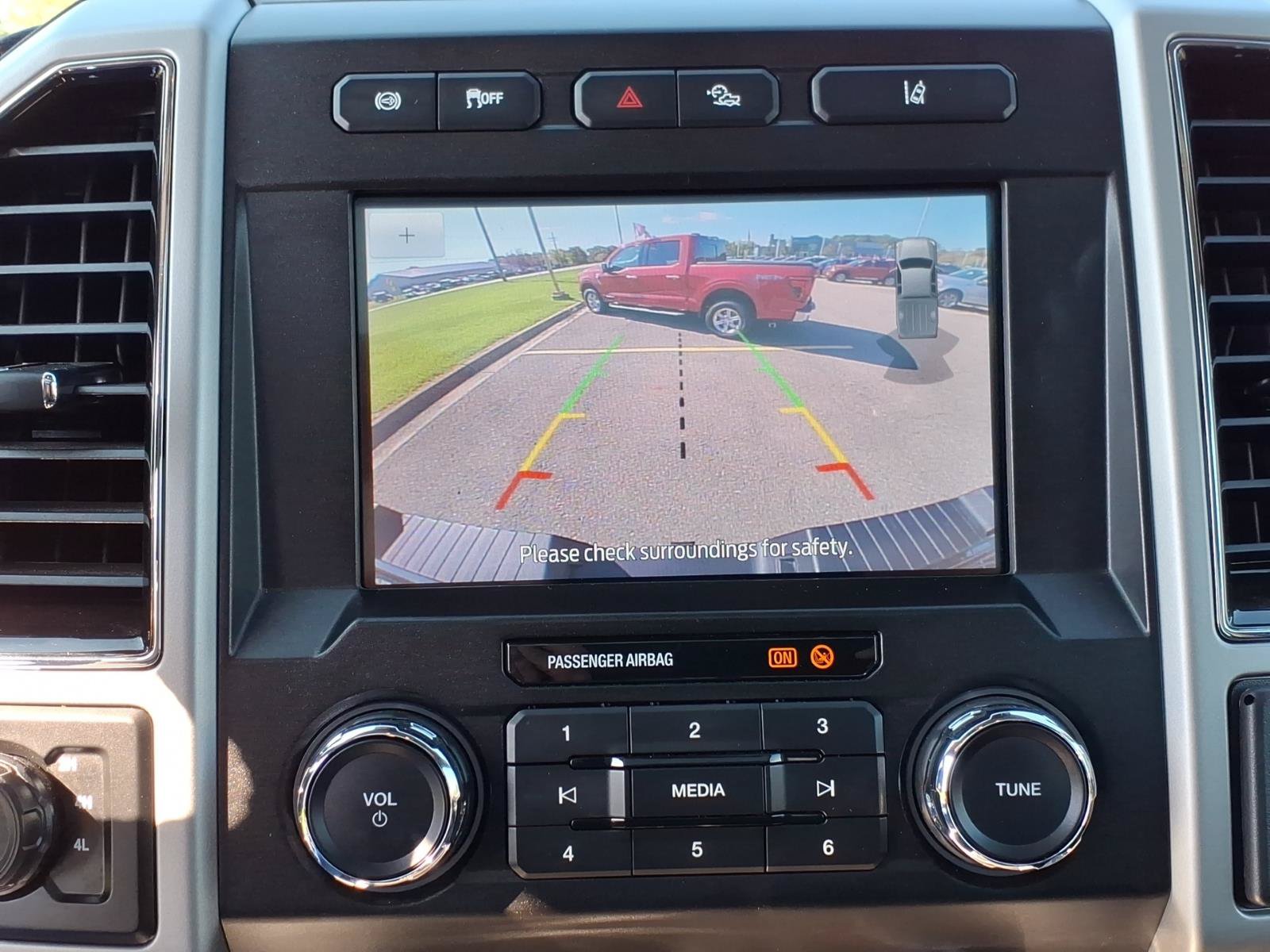 Used 2021 Ford F350 Lariat AWD/4WD image 22