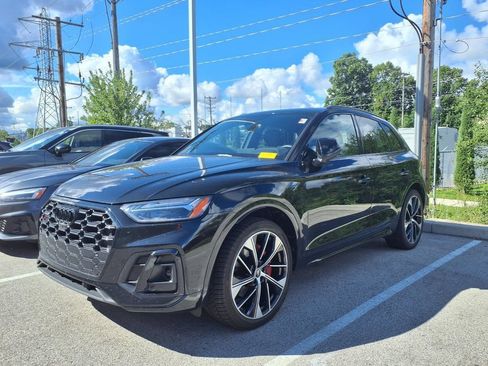 Used 2023 Audi SQ5 Premium Plus w/ Premium Plus Package AWD/4WD image 3