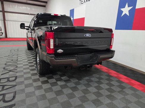 Used 2020 Ford F250 King Ranch w/ King Ranch Ultimate Package AWD/4WD image 11
