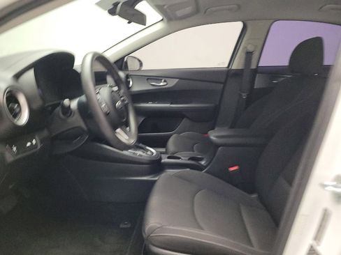 Used 2021 Kia Forte LXS FWD image 17