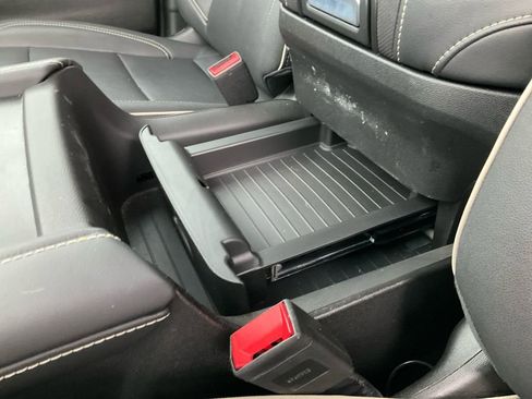 Used 2024 Chevrolet Tahoe Premier image 27